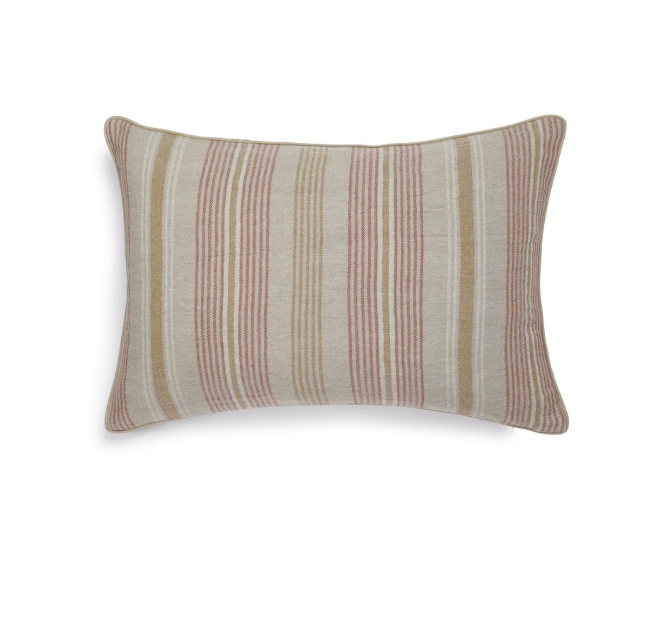 Scapa Home langwerpig sierkussen ‘Riad’ streep in terracotta en camel 40 x 60 cm