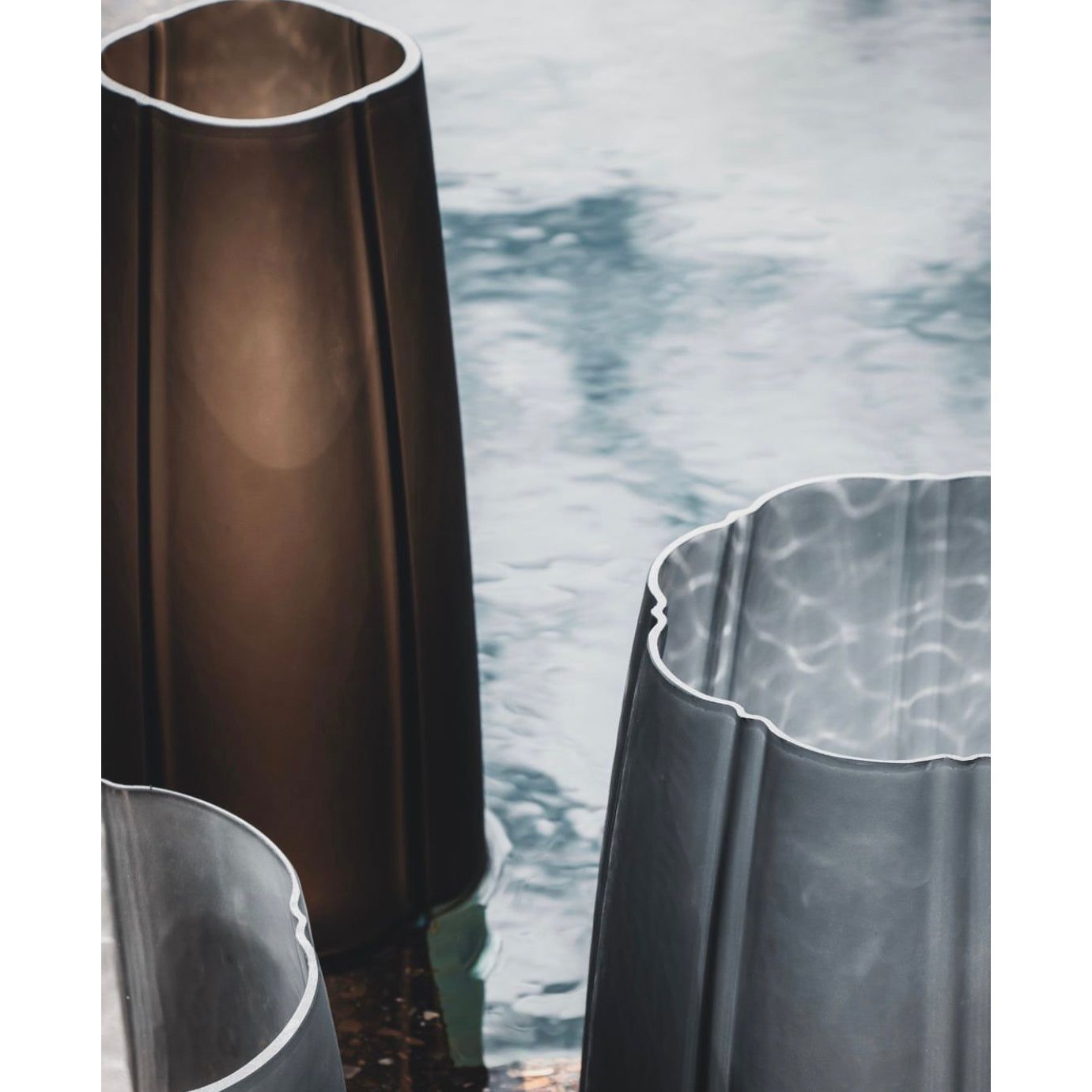 Serax_Piet_Boon_glass Vases_Shape_living_room_setting