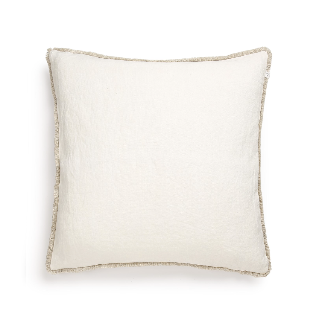scapa_home_cushion_60cmx60cm_como_chalk_white_with sand fringe