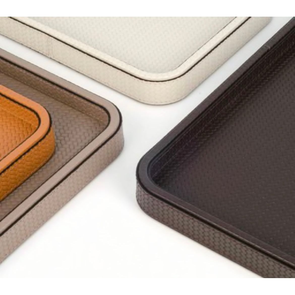 Pinetti_leather_trays_Jane_Firenze_set Pinetti_leather_trays_Jane_Firenze_set