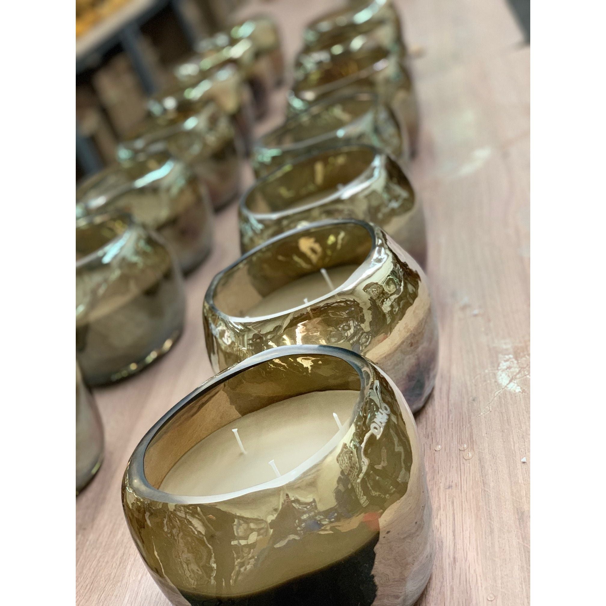 ONNO luxe geurkaarsen rij Cape Champagne sfeerbeeld