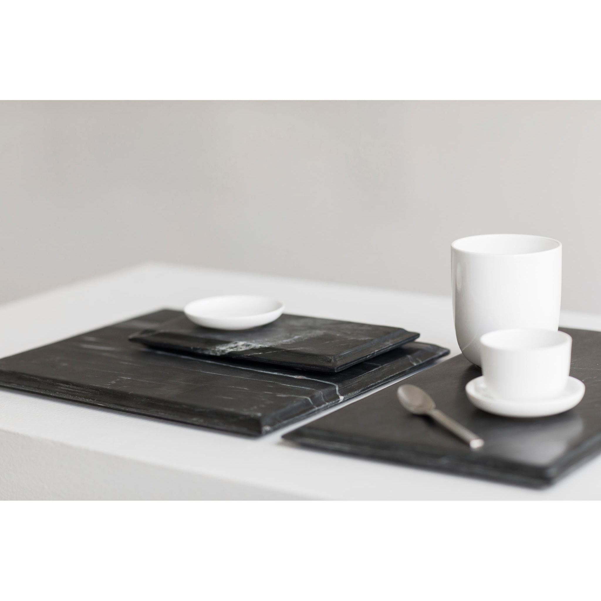 Serax_piet_boon_black_marble_trays Serax_piet_boon_black_marble_trays