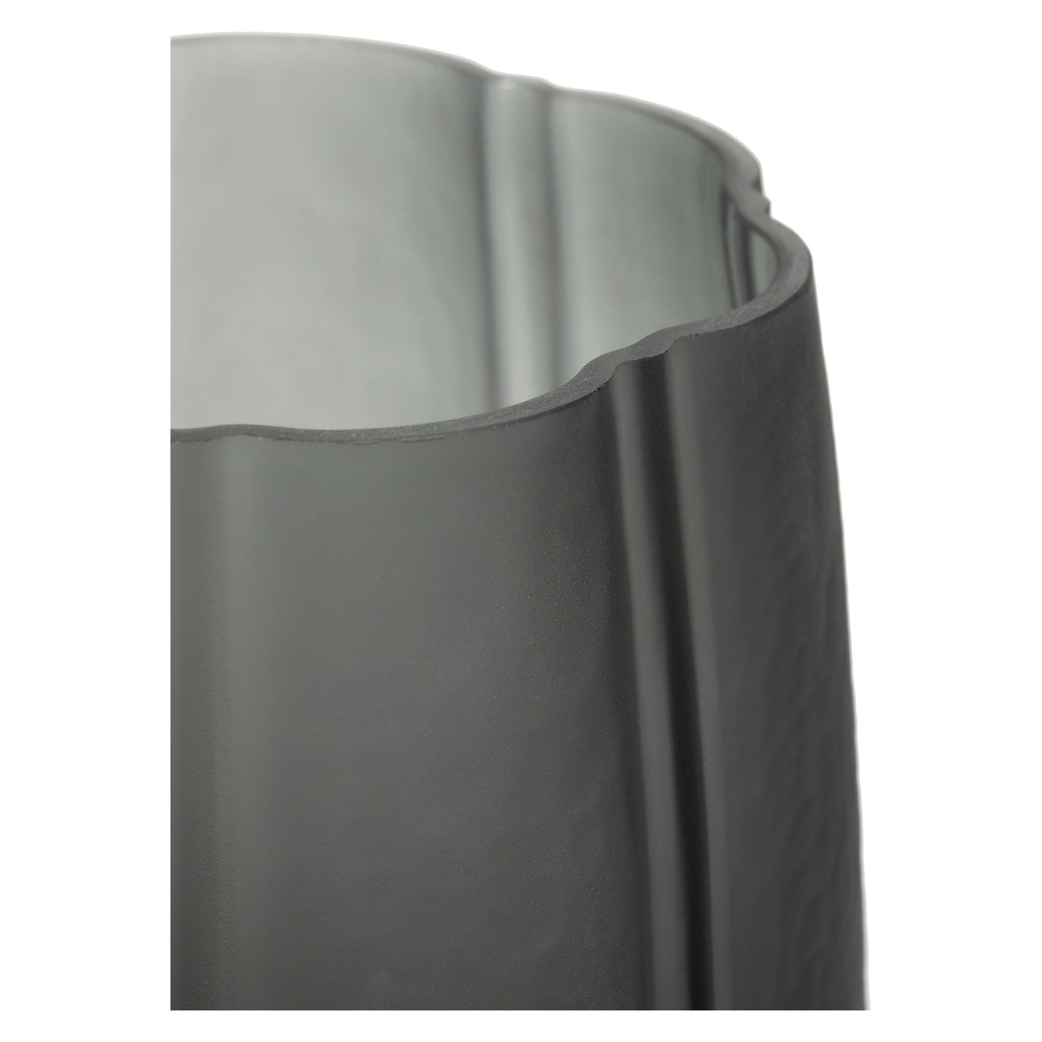 serax_piet_boon_glass vase_shape_dark_grey