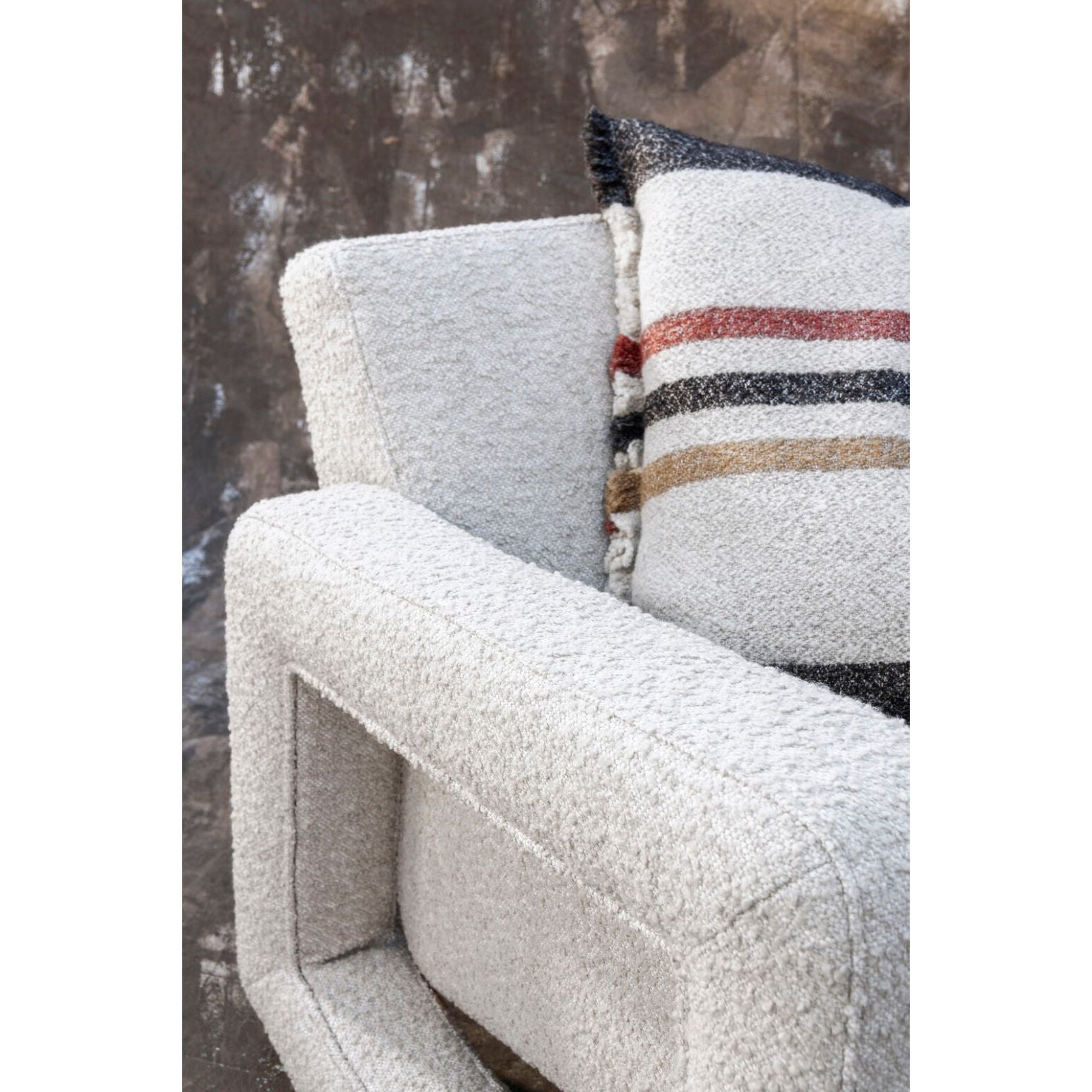 Scapa_Home_swing chair_Dakota_detail_setting