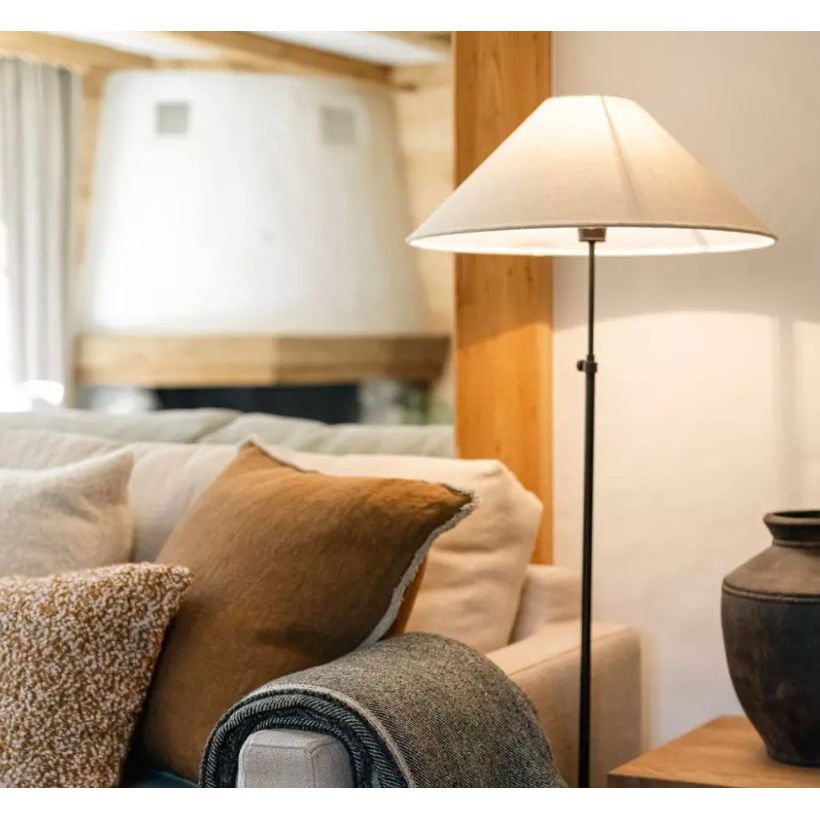 Scapa_Home_bank_met_kussens_sfeer_setting