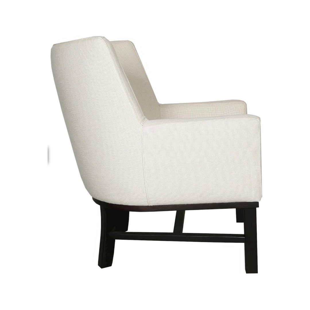 Scapa_Home_fauteuil_Russel_front_view_fully_upholstered_wing_chair_side_view Scapa_Home_fauteuil_Russel_front_view_fully_upholstered_wing_chair_side_view
