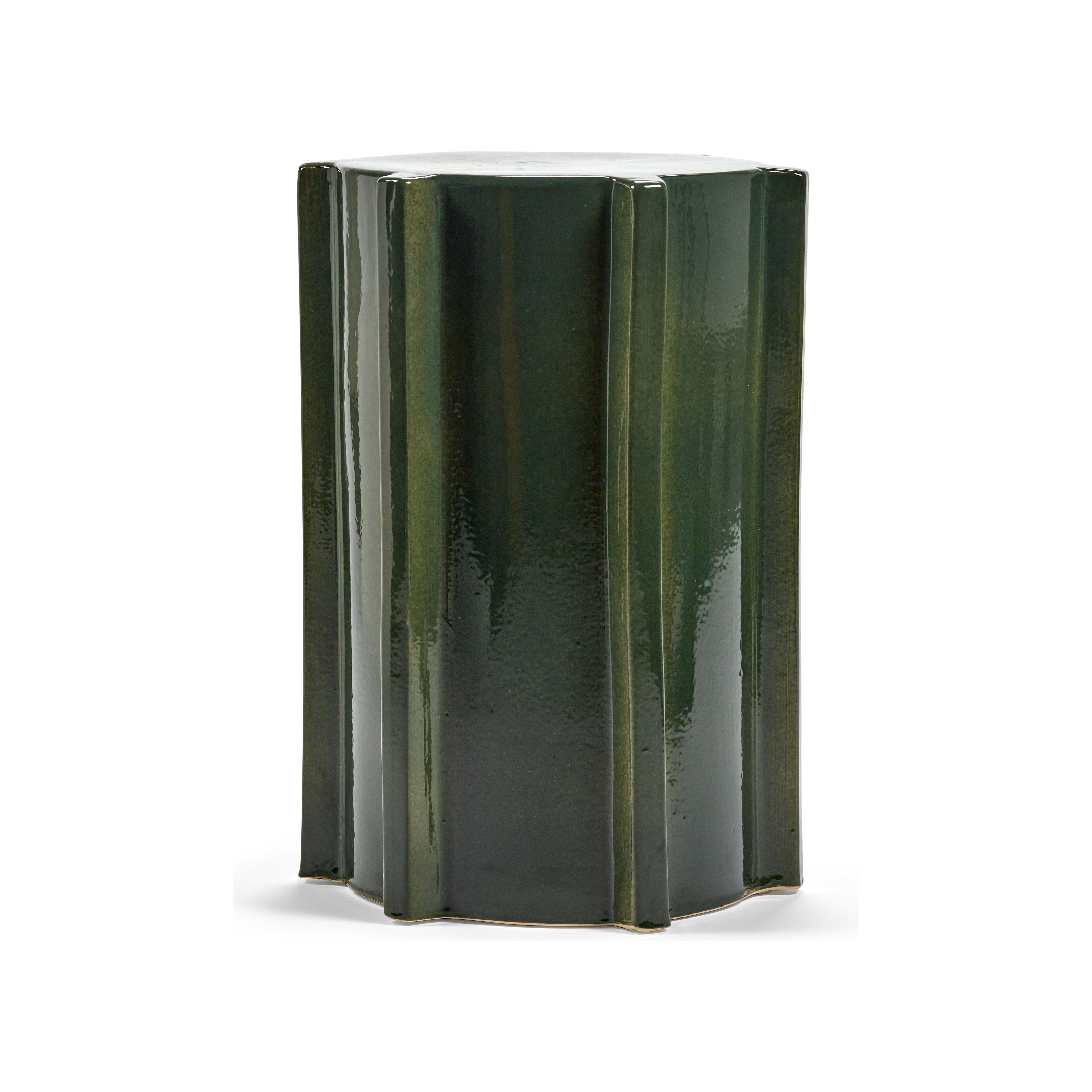 Serax_ceramic_stool_in_green_Pawn_Marie_Michielsen