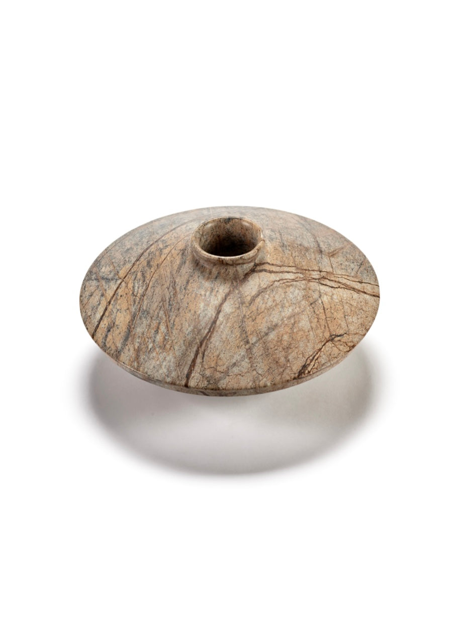 Serax by Kelly Wearstler beige marmeren vaas bovenaanzicht Serax by Kelly Wearstler beige marmeren vaas bovenaanzicht