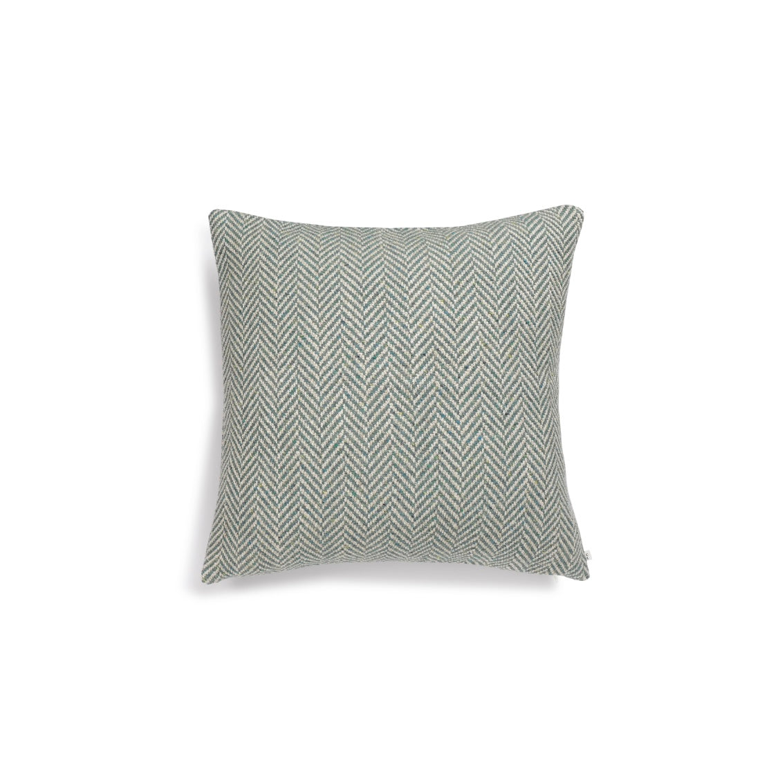 Scapa Home sierkussen ‘Alton' met visgraat patroon in blauw groen 60 x 60 cm Scapa Home sierkussen ‘Alton' met visgraat patroon in blauw groen 60 x 60 cm