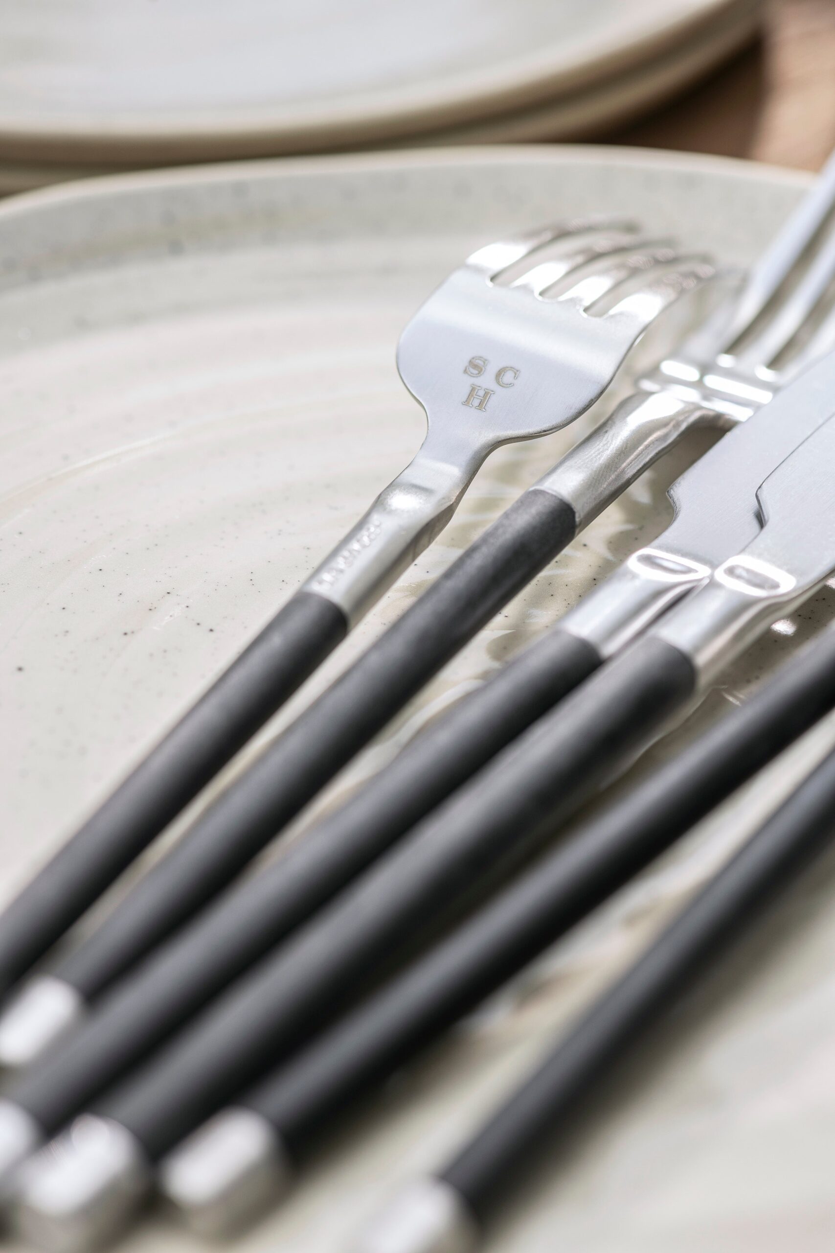 Scapa Home bestek 'Grigio' in staal en zwart