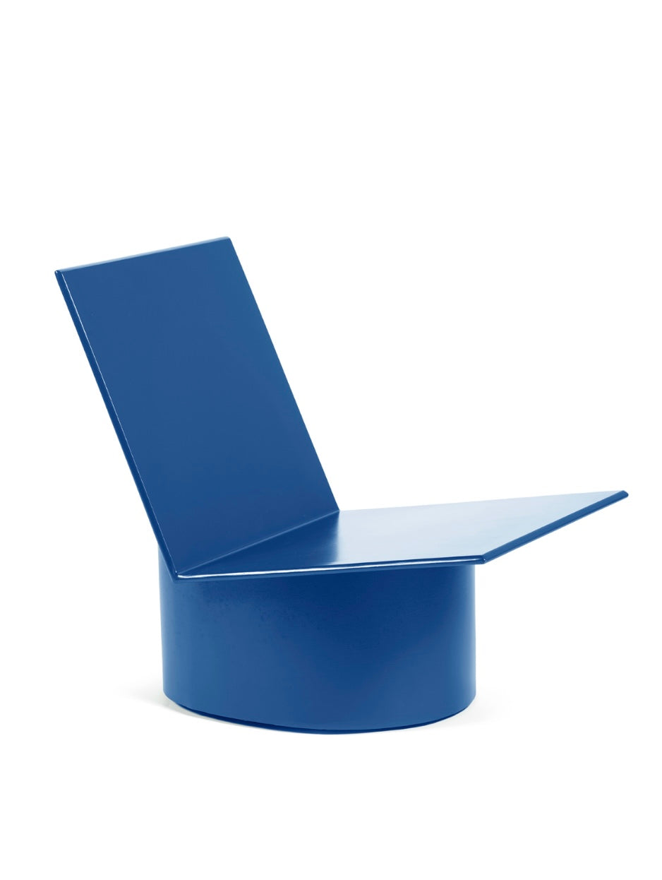 Serax by Marie Michielssen outdoor loungestoel 'Valerie' in blauw vooraanzichtaanzicht2