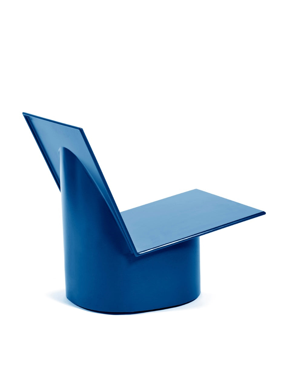 Serax by Marie Michielssen outdoor loungestoel 'Valerie' in blauw zijaanzicht1