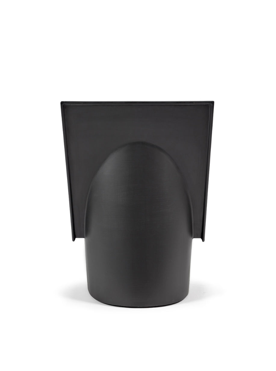 Serax by Marie Michielssen outdoor loungestoel 'Valerie' in zwart achteraanzicht