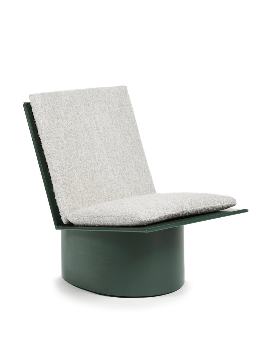 Serax_by_Marie_Michielssen_outdoor_loungestoel_Valerie_in_zwart_zijaanzicht met loungekussen Serax_by_Marie_Michielssen_outdoor_loungestoel_Valerie_in_zwart_zijaanzicht met loungekussen