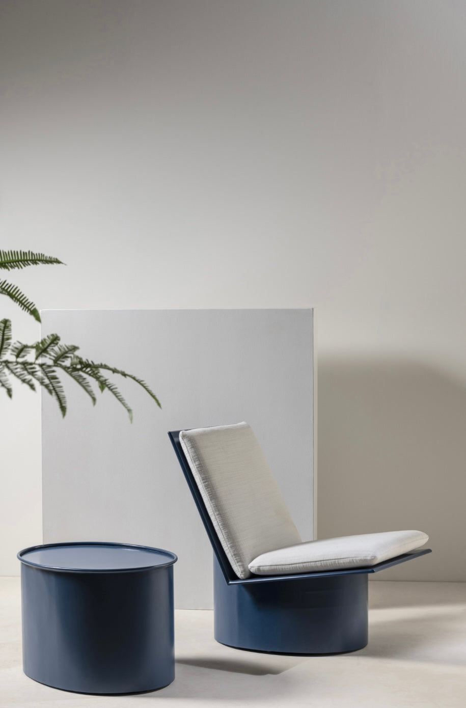 Serax by Marie Michielssen outdoor set 'Valerie' in blauw