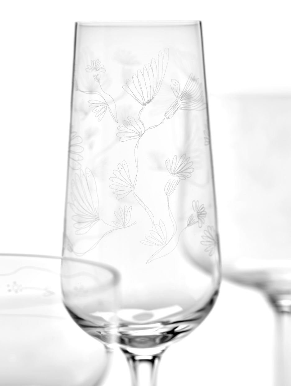 Serax by Marni champagne glas 'Camelia Aubergine'