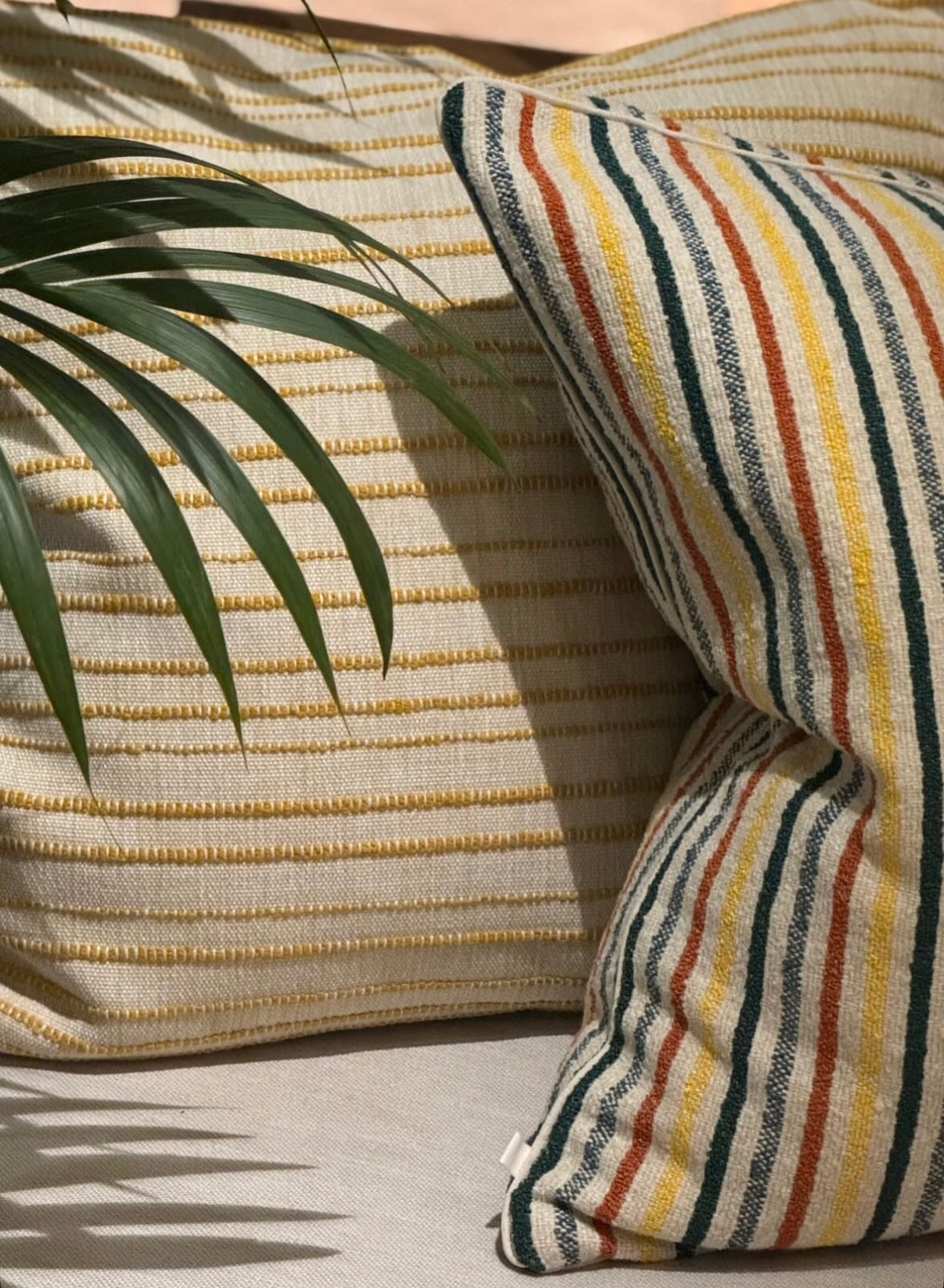 Scapa Home buitenkussen ‘Marino’ in geel 60 x 60 cm Scapa Home buitenkussen ‘Marino’ in geel 60 x 60 cm