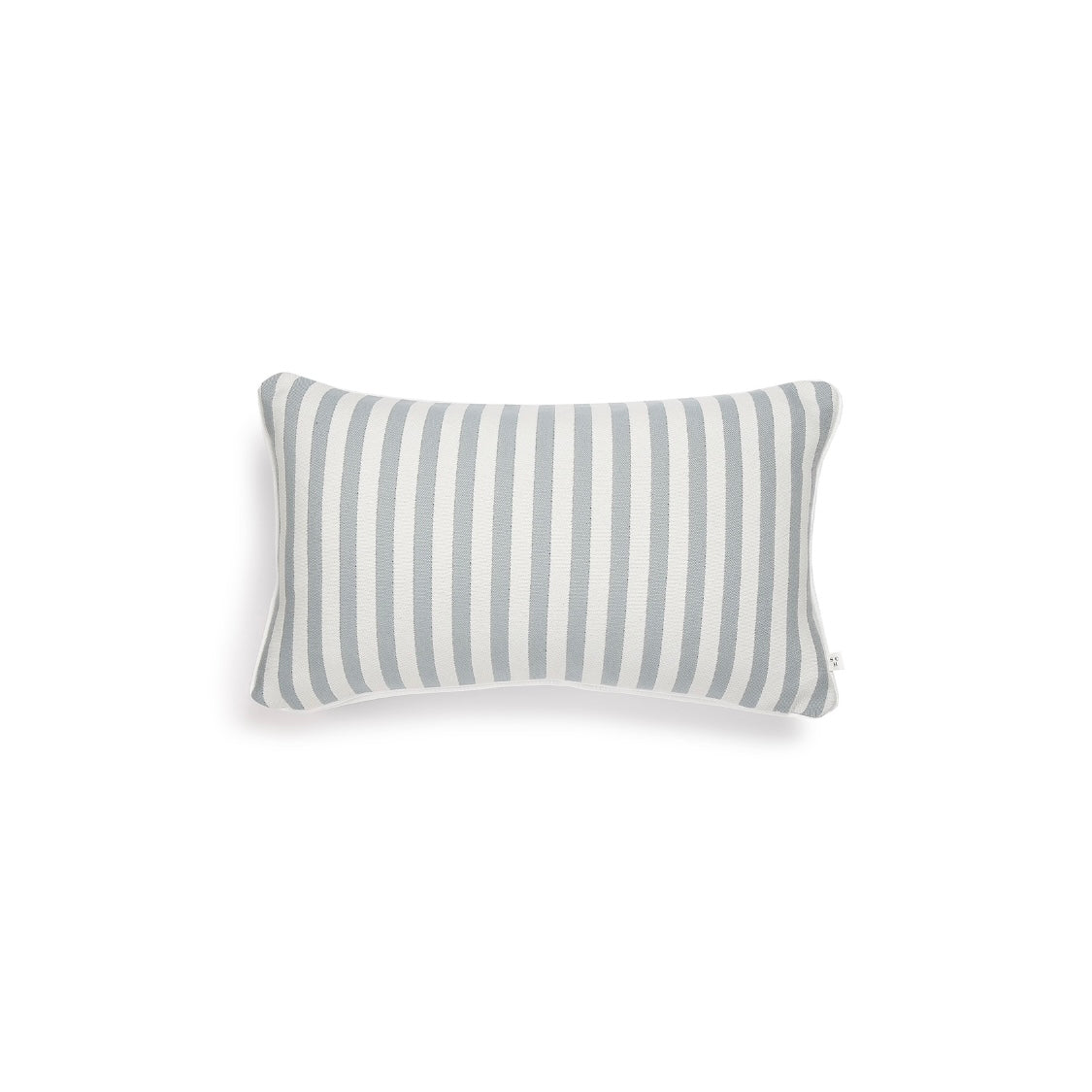 Scapa Home buitenkussen â€˜Riminiâ€™ in smalle blauw witte streep  40 x 60 cm