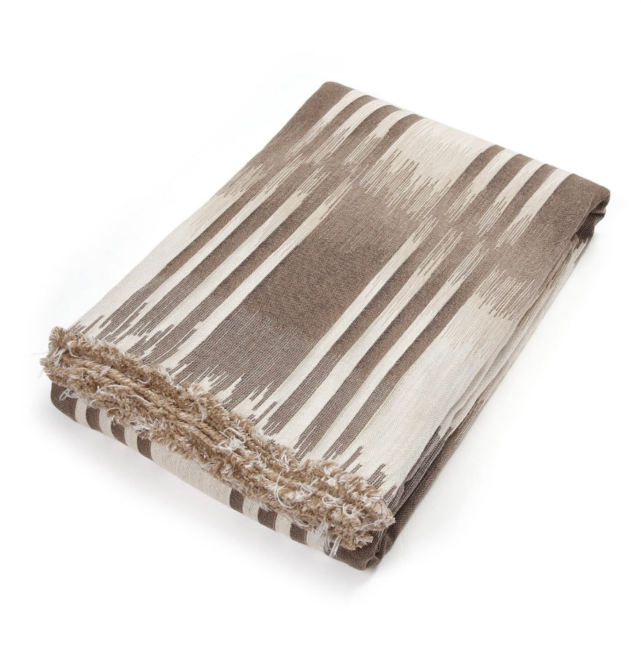 Scapa Home plaid/sprei â€˜Corazonâ€™ plaza taupe 195 x 285 cm