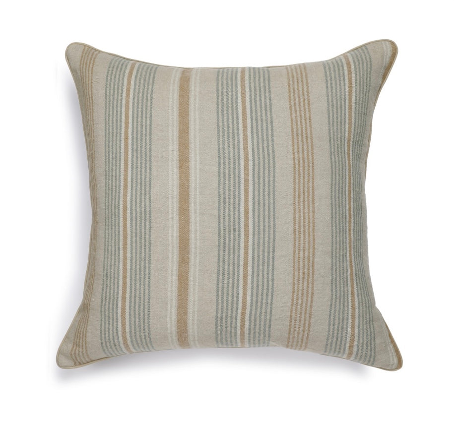 Scapa Home sierkussen â€˜Riadâ€™ streep in groen en camel 60 x 60 cm
