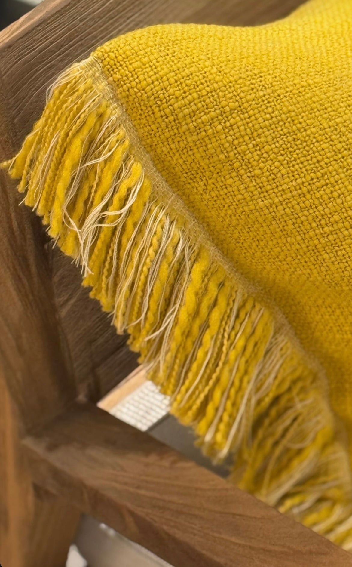 Scapa Home sierkussen ‘Zadar’ in oker Scapa Home sierkussen ‘Zadar’ in oker