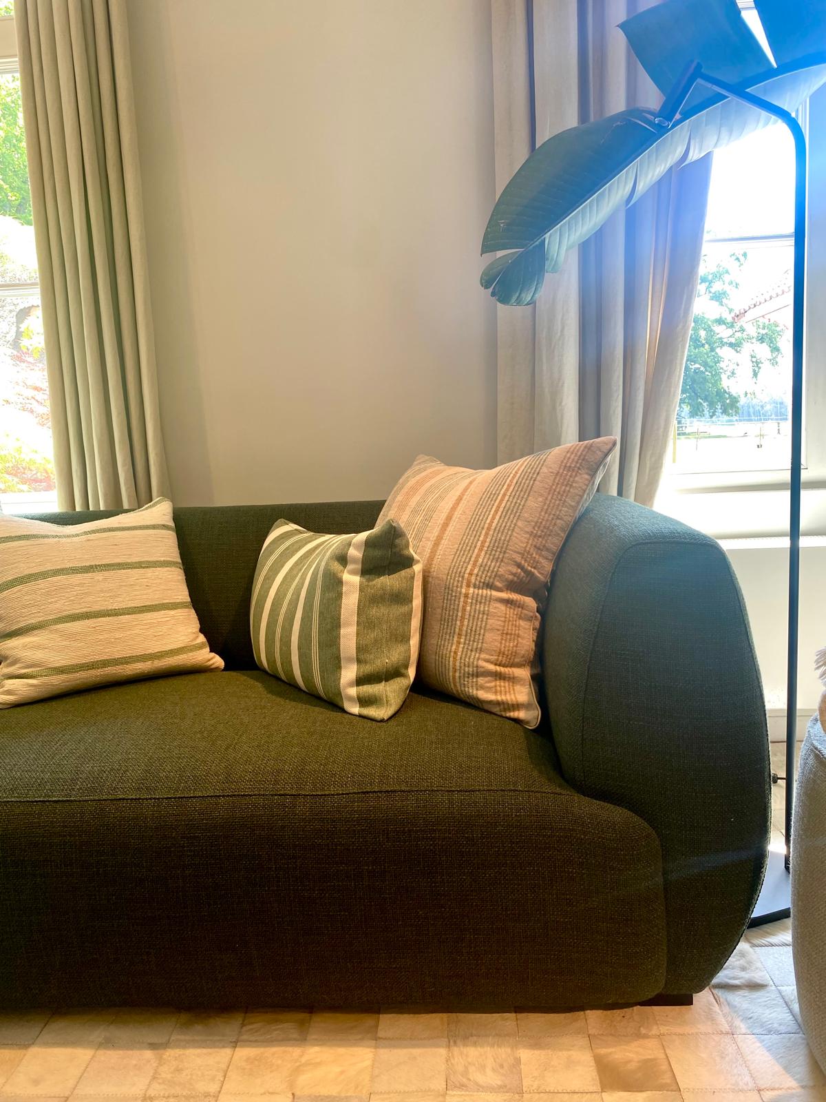 Scapa Home bank 'Orlando' met kussens ‘Berber’ 'Nora' en 'Riad' Scapa Home bank 'Orlando' met kussens ‘Berber’ 'Nora' en 'Riad'