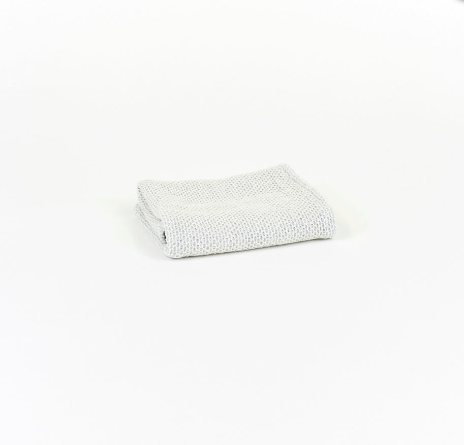 Scapa Home gastendoek ‘Honeycomb’ in kiezelgrijs Scapa Home gastendoek ‘Honeycomb’ in kiezelgrijs