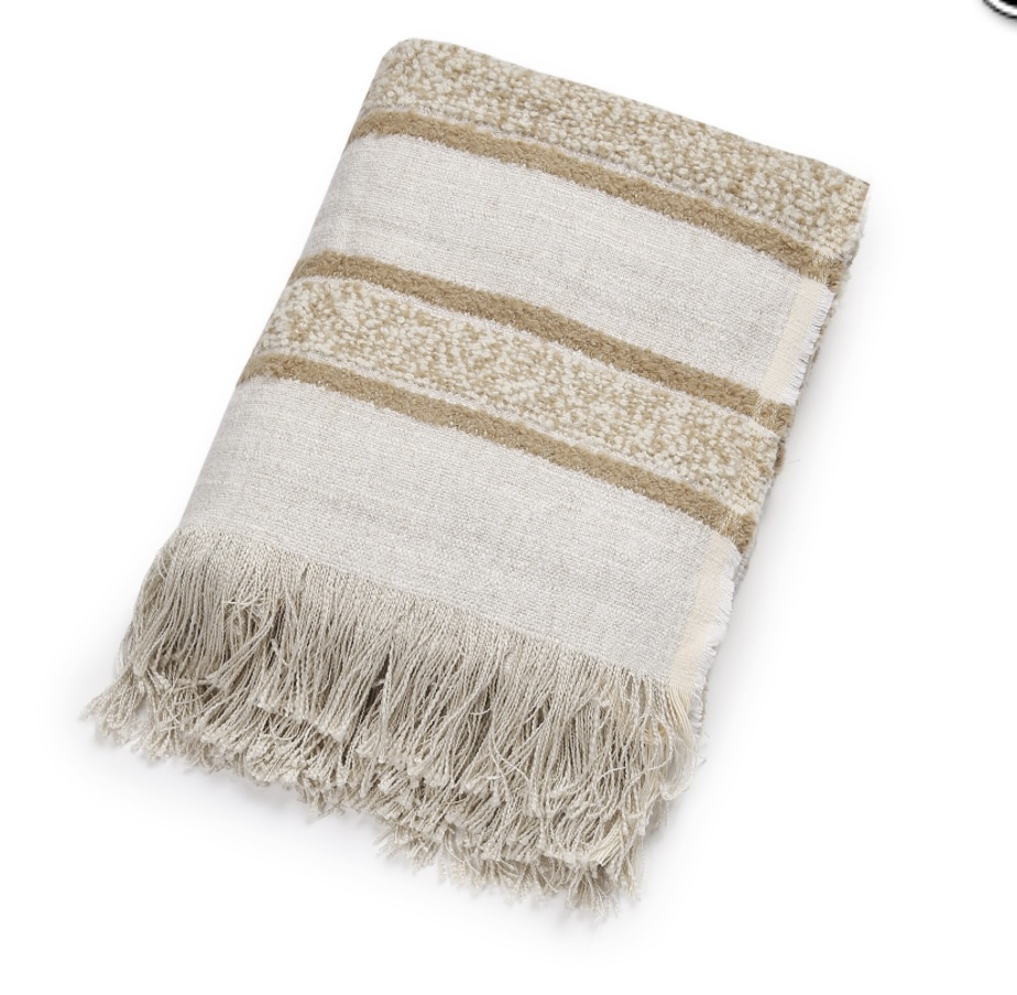 Scapa Home plaid ‘Angus' in off-white met haver streep