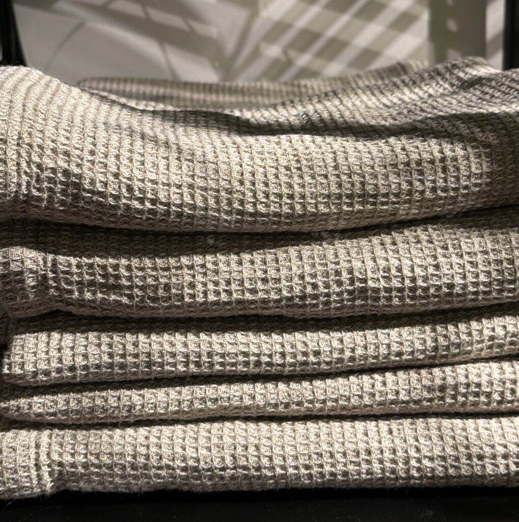 Scapa Home handdoek Vila in zand