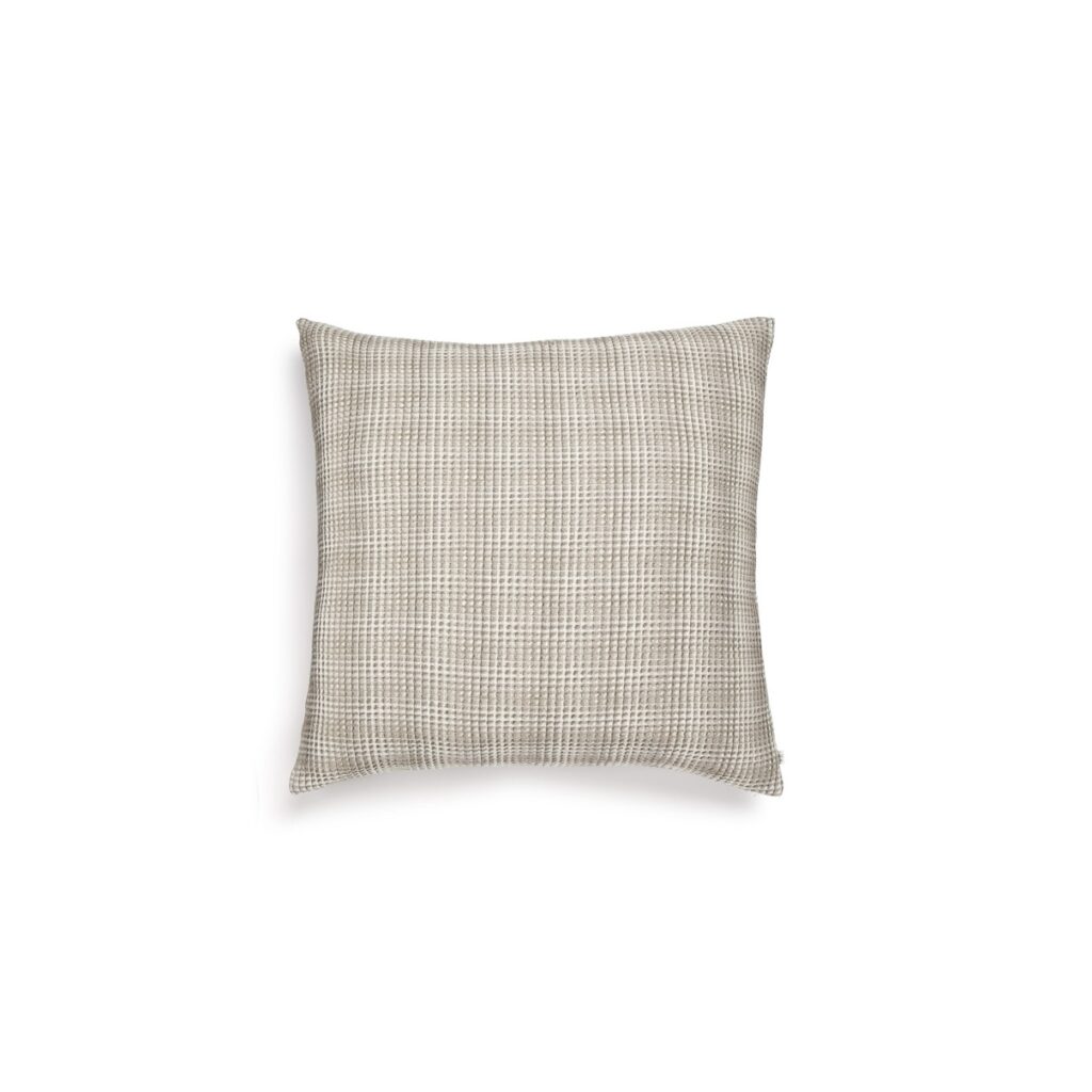 Scapa Home sierkussen ‘Forli’ in ruitpatroon met zand en off-white 60x60 cm