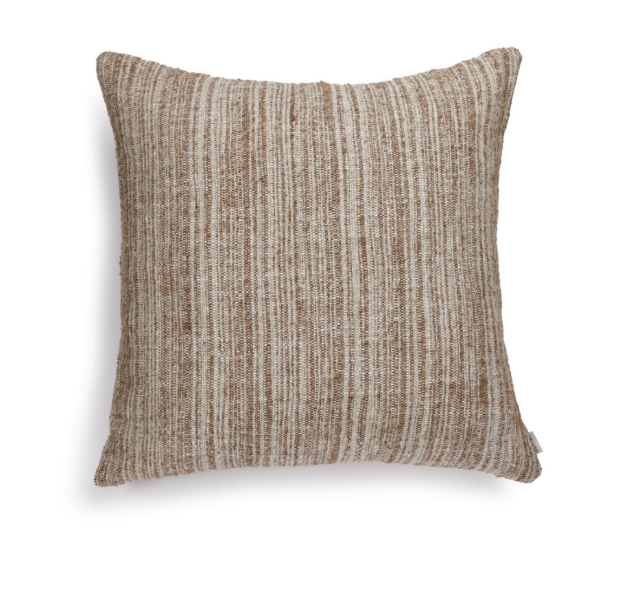 Scapa Home sierkussen ‘Raw’ in gemeleerd caramel 60 x 60 cm Scapa Home sierkussen ‘Raw’ in gemeleerd caramel 60 x 60 cm