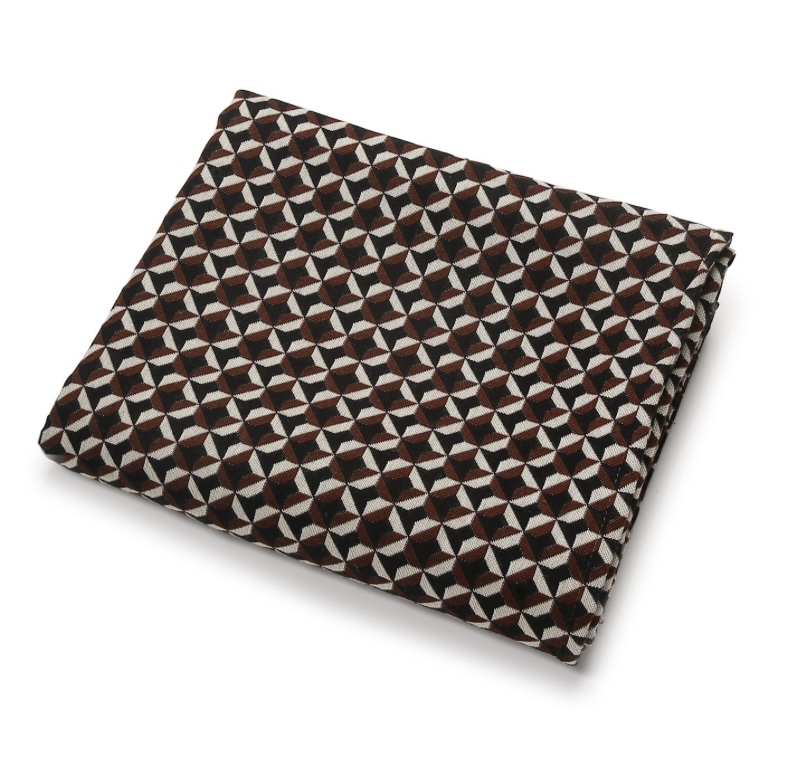 Scapa Home plaid ‘Dundee’ met grafisch patroon in bordeaux 150 x 240 cm