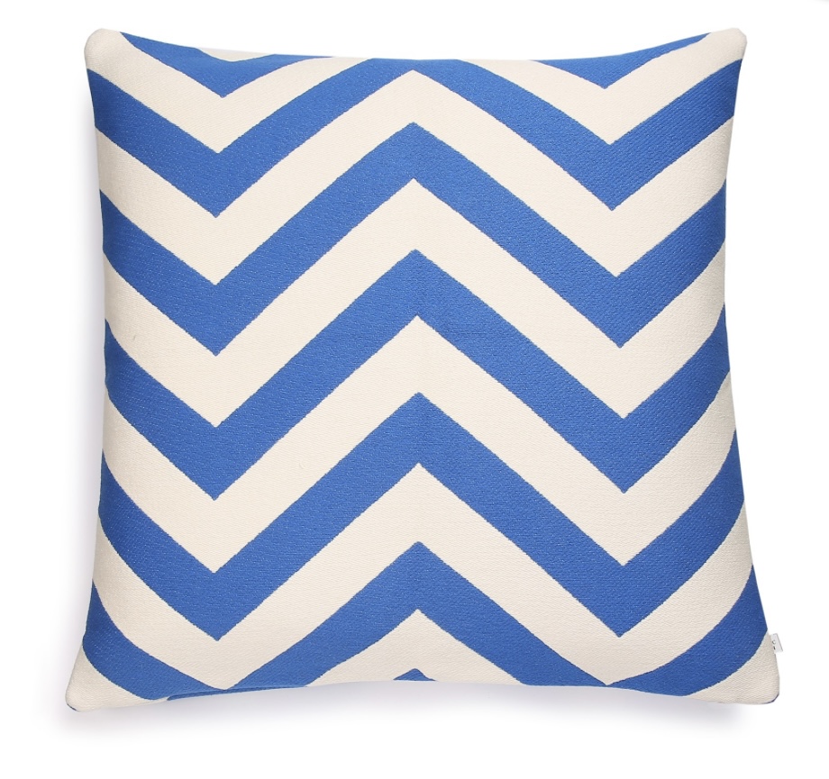 Scapa Home sierkussen ‘Napels’ in off-white met blauw zigzag streep 65 x 65 cm