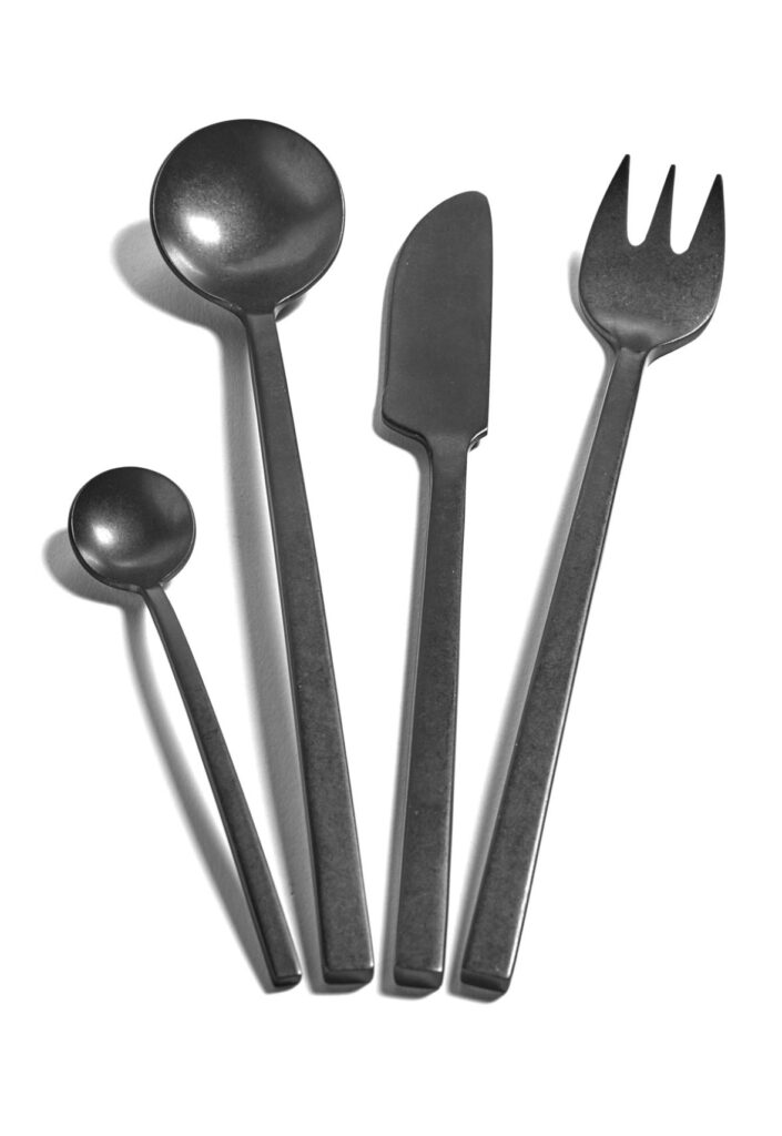 Serax by Marie Michielssen zwart stalen bestekset 'La Mere' - 24 delig