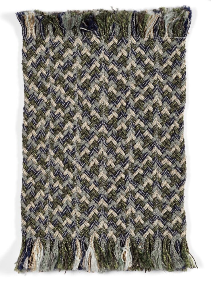 Scapa Home (buiten) vloerkleed 'Branton' in blauw met groen visgraat patroon met franje